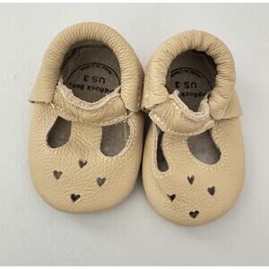 Bird Rock Baby Moccasins Tan Hearts Size 3